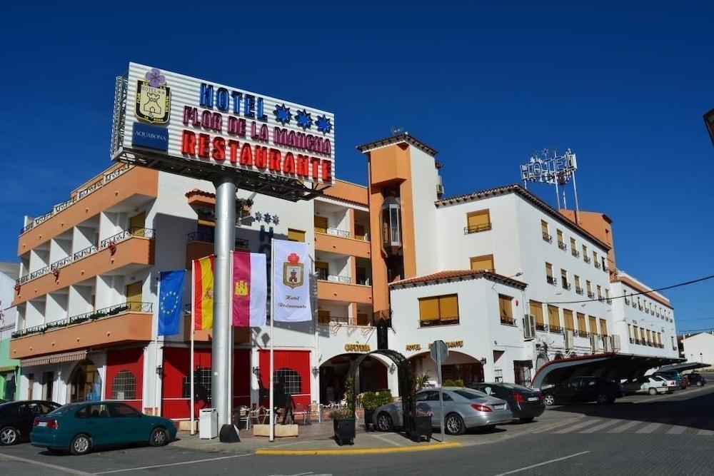Hotel Flor De La Mancha Ла-Рода Екстер'єр фото